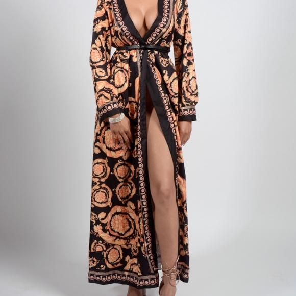 Black and Gold Maxi Dress - Picture 3 of 6